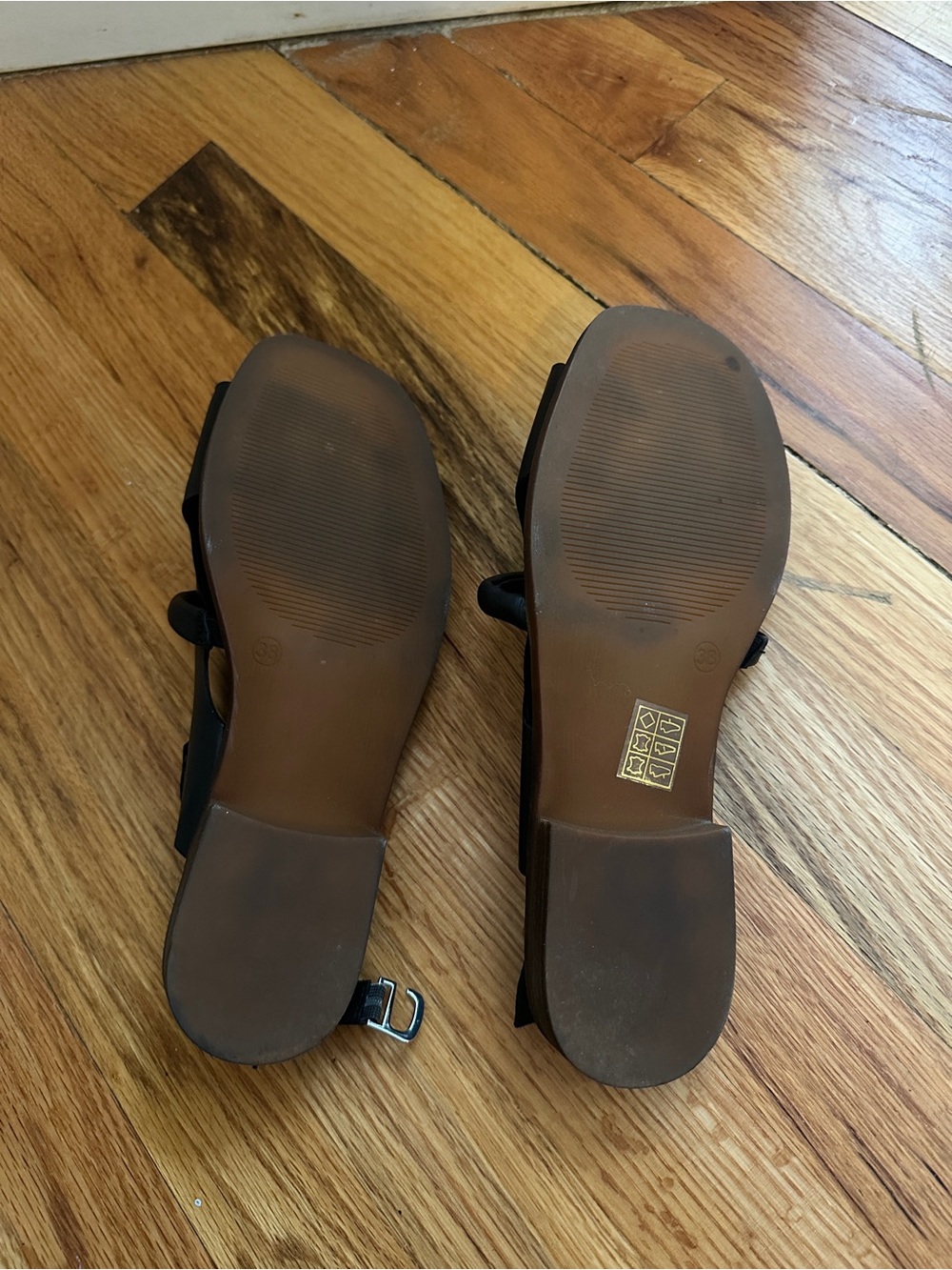 Lonza - Bergen Black Sandal - Picture 7 of 7